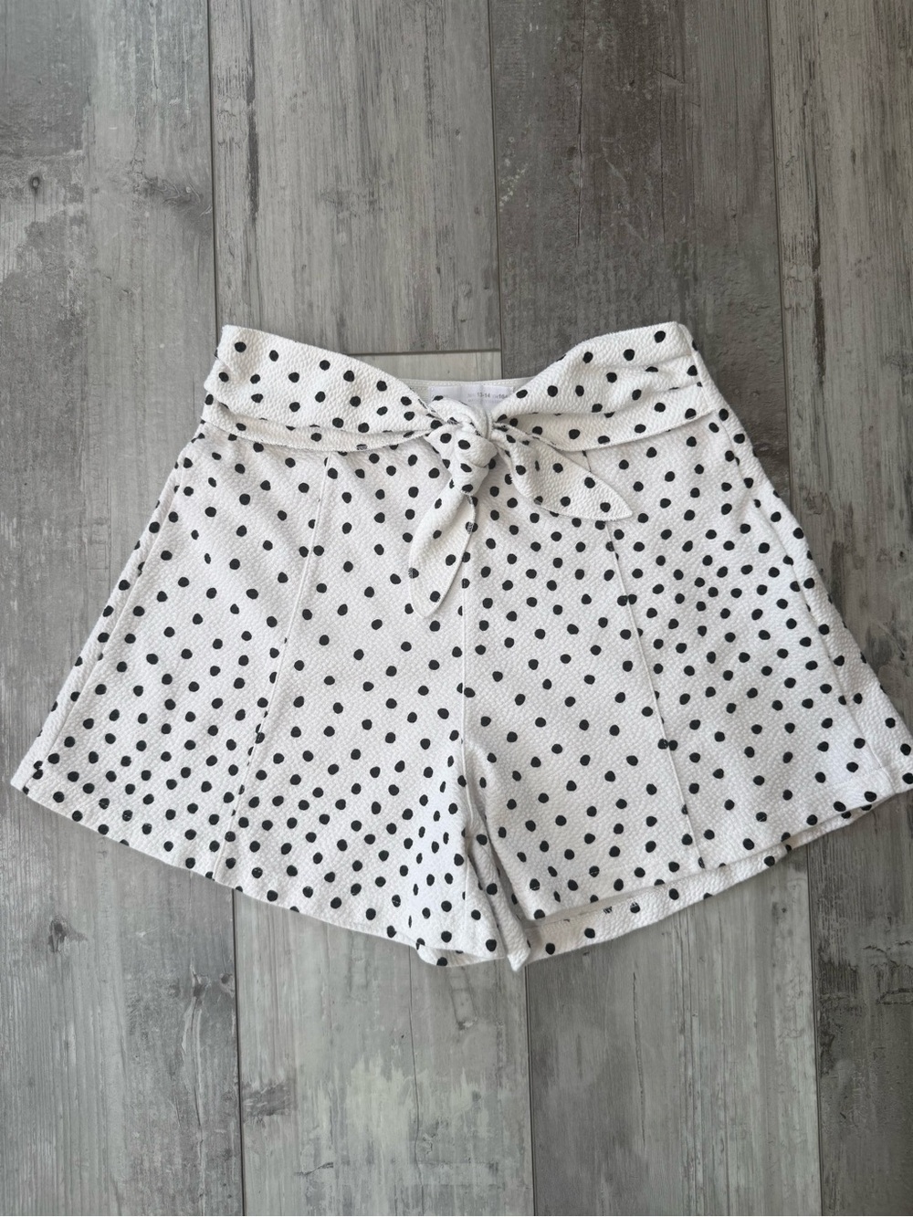 Zara Girls Polka Dot Tie Waist Shorts Size 13/14 White Black Textured